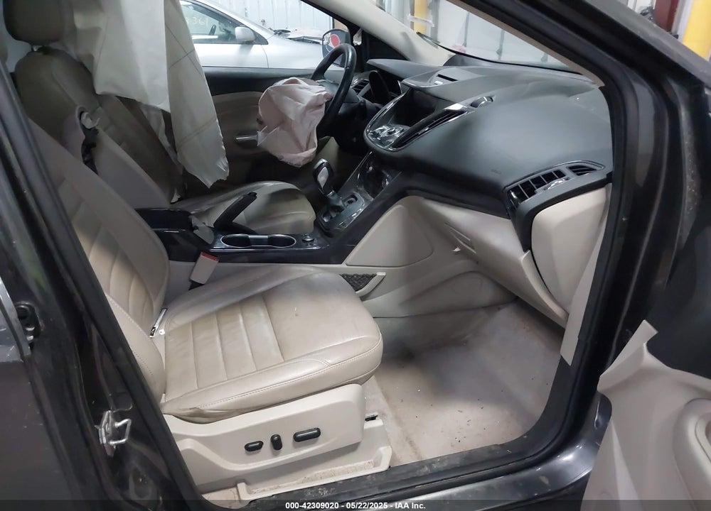 2016 FORD ESCAPE TITANIUM VIN: 1FMCU9J90GUB35593