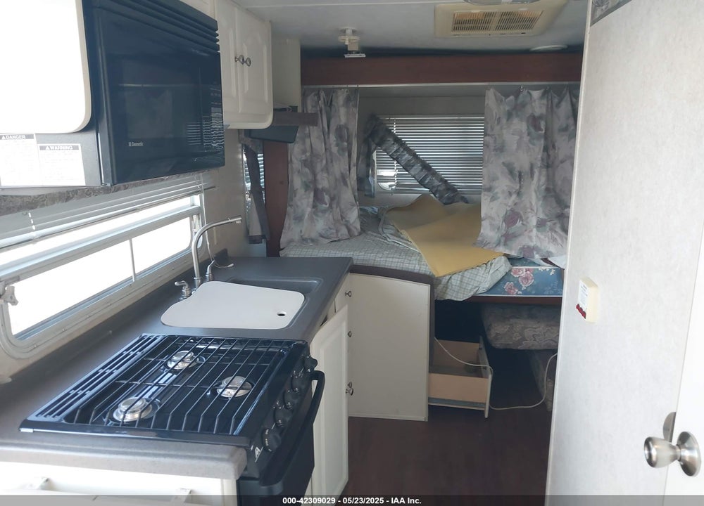 2005 KEYSTONE OUTBACK SYDNEY EDITION VIN: 4YDT26R205G912282