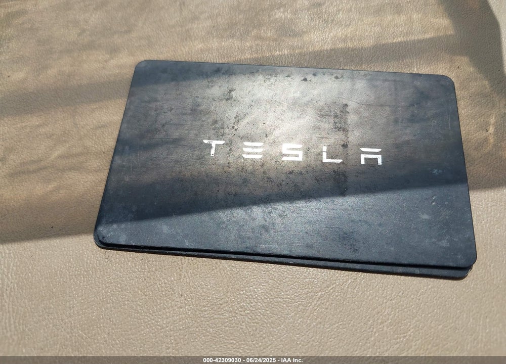 2022 TESLA MODEL 3 VIN: 5YJ3E1EA1NF102485