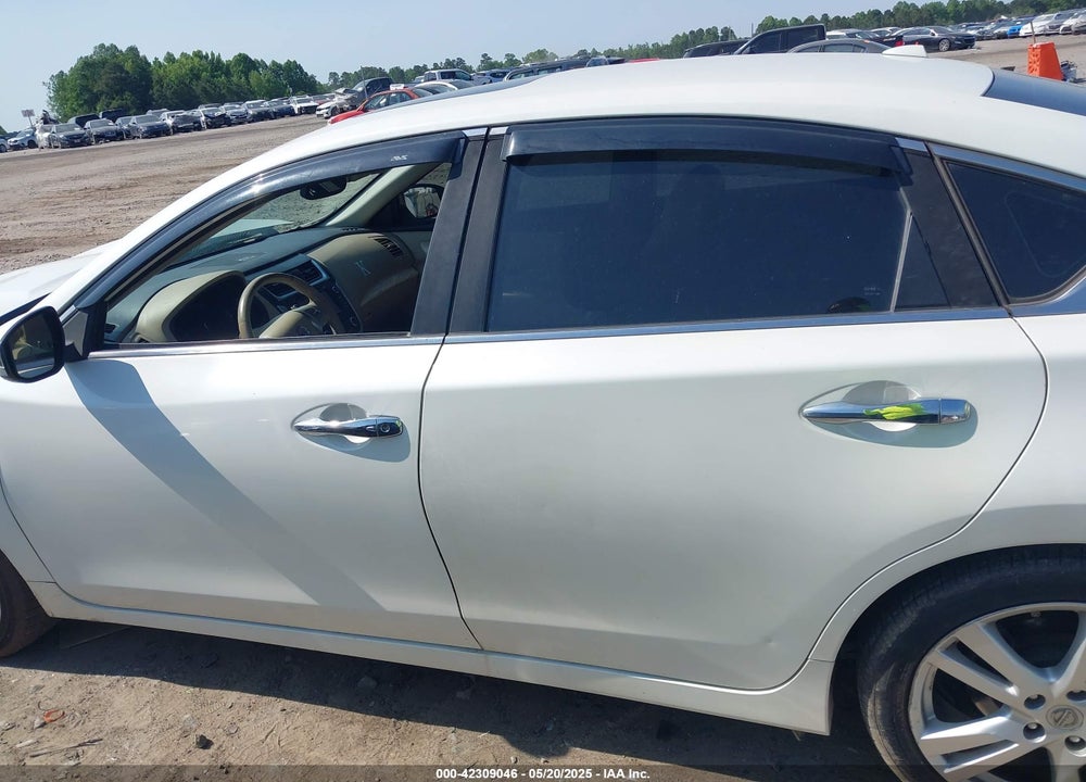 2016 NISSAN ALTIMA VIN: 1N4BL3AP5GC162718