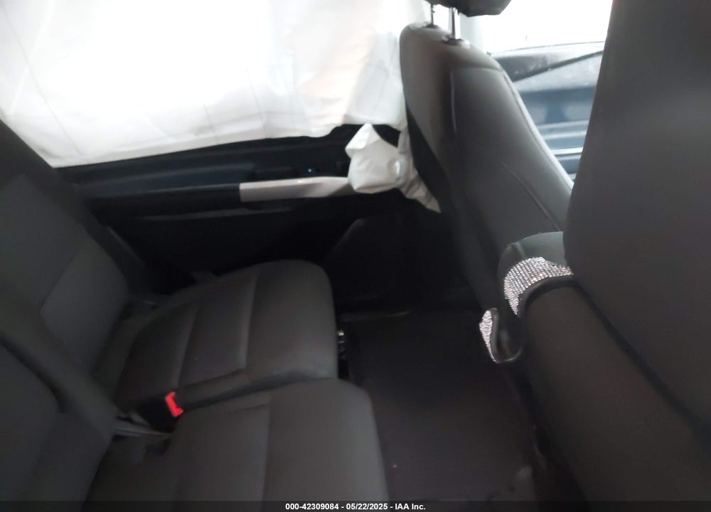 2022 FORD EXPLORER XLT VIN: 1FMSK8DH3NGC07820