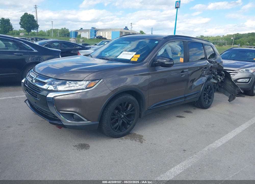 2018 MITSUBISHI OUTLANDER VIN: JA4AZ3A38JZ024106