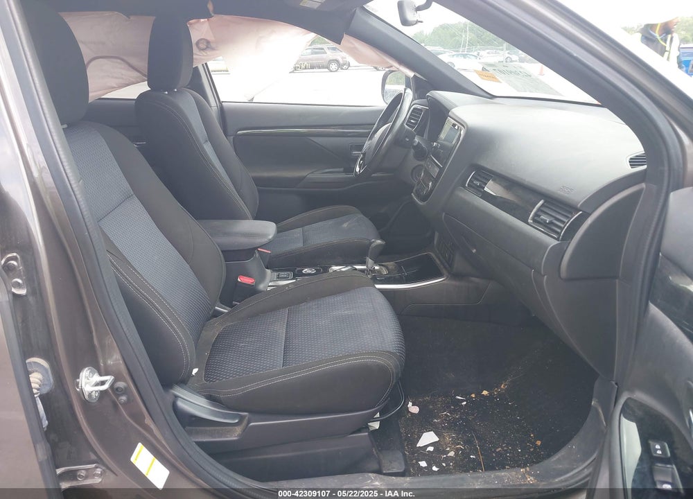 2018 MITSUBISHI OUTLANDER VIN: JA4AZ3A38JZ024106