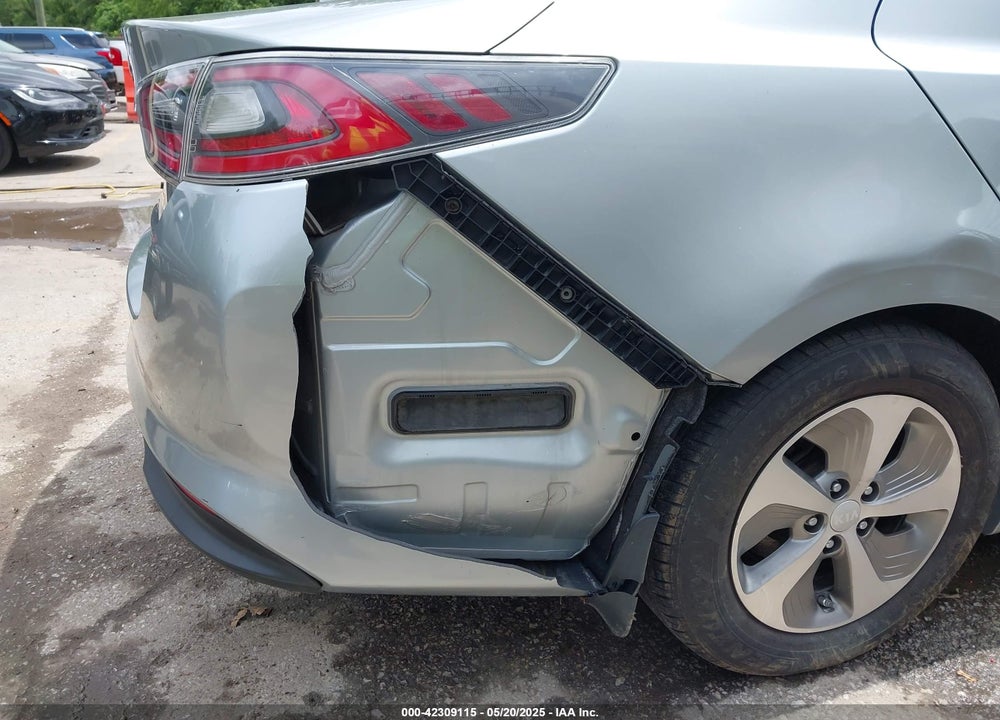 2014 KIA OPTIMA HYBRID VIN: KNAGM4AD0E5069726