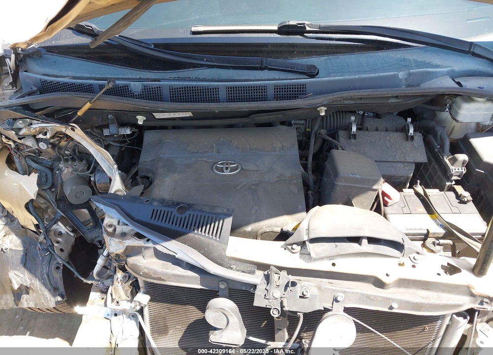 2013 TOYOTA SIENNA LE V6 7 PASSENGER AUTO ACCESS SEAT/LE V6 8 PASSENGER VIN: 5TDKK3DC5DS317042