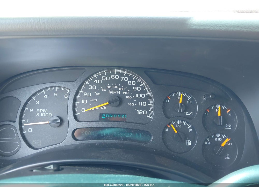 2003 CHEVROLET AVALANCHE 1500 VIN: 3GNEC13T03G327322