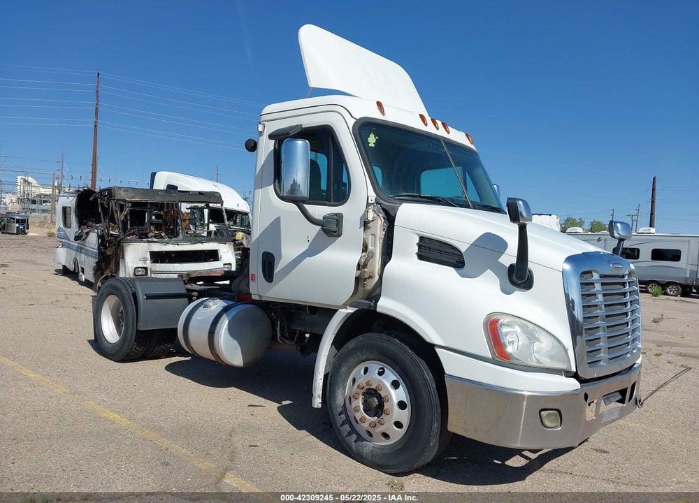 2013 FREIGHTLINER CASCADIA 113 VIN: 1FUBGADV1DLBW3627