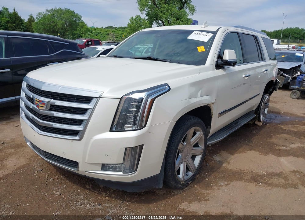 2015 CADILLAC ESCALADE VIN: 1GYS3MKJ2FR520065