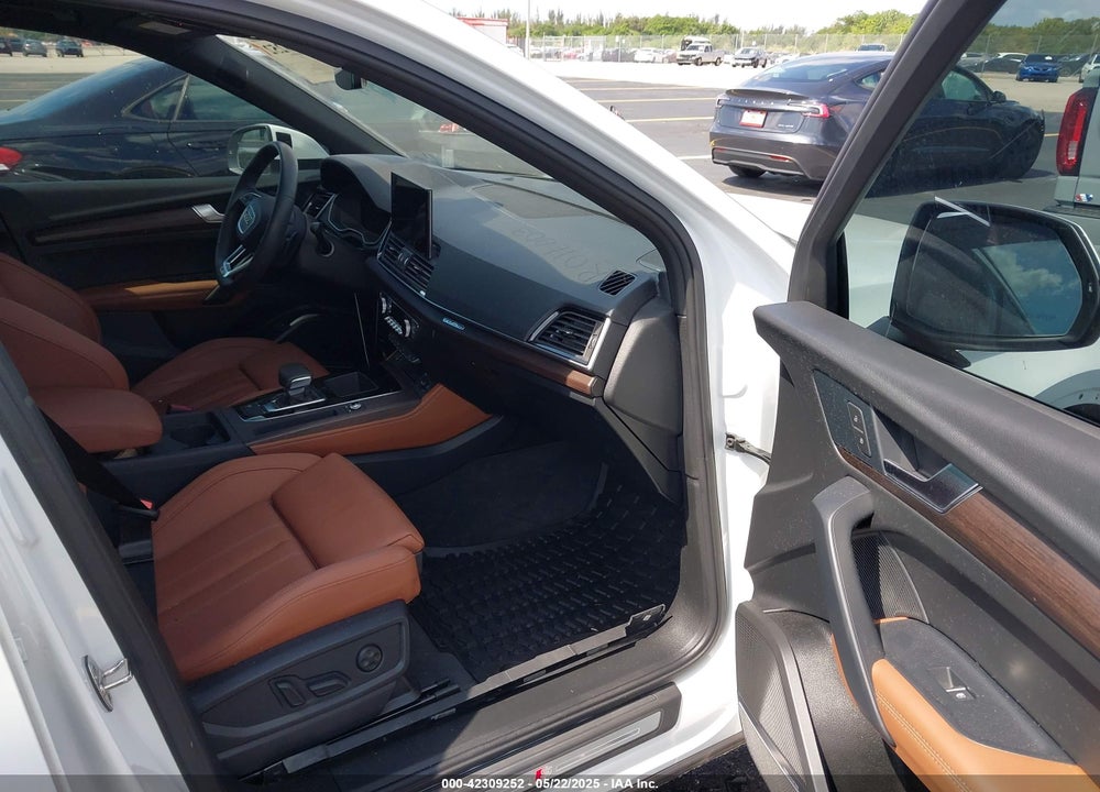 2024 AUDI Q5 VIN: WA1E2AFY4R2036143