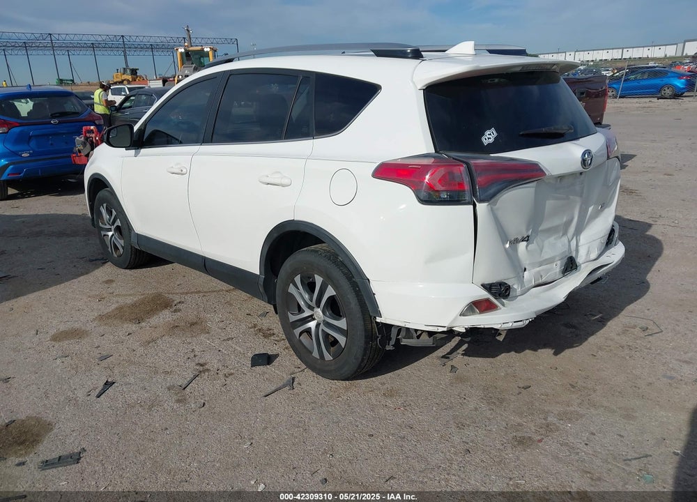 2017 TOYOTA RAV4 LE VIN: JTMZFREV2HJ135548