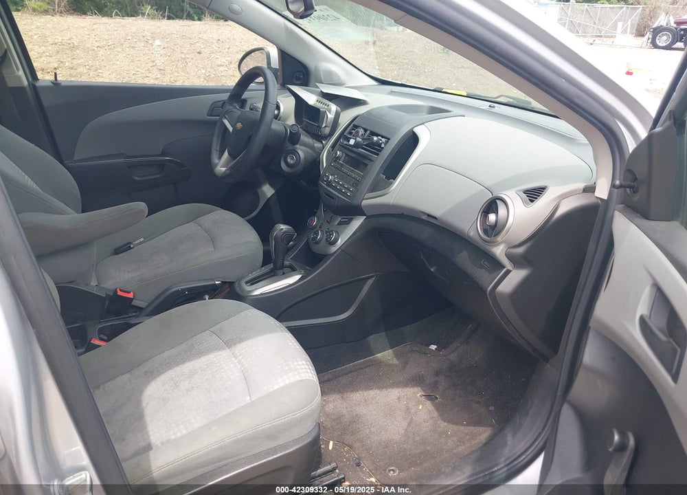 2016 CHEVROLET SONIC VIN: 1G1JA5SH2G4128012