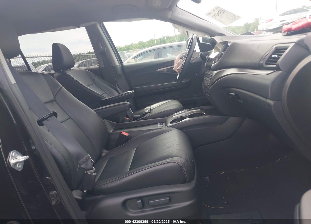 2021 HONDA PILOT AWD EX-L VIN: 5FNYF6H53MB097089