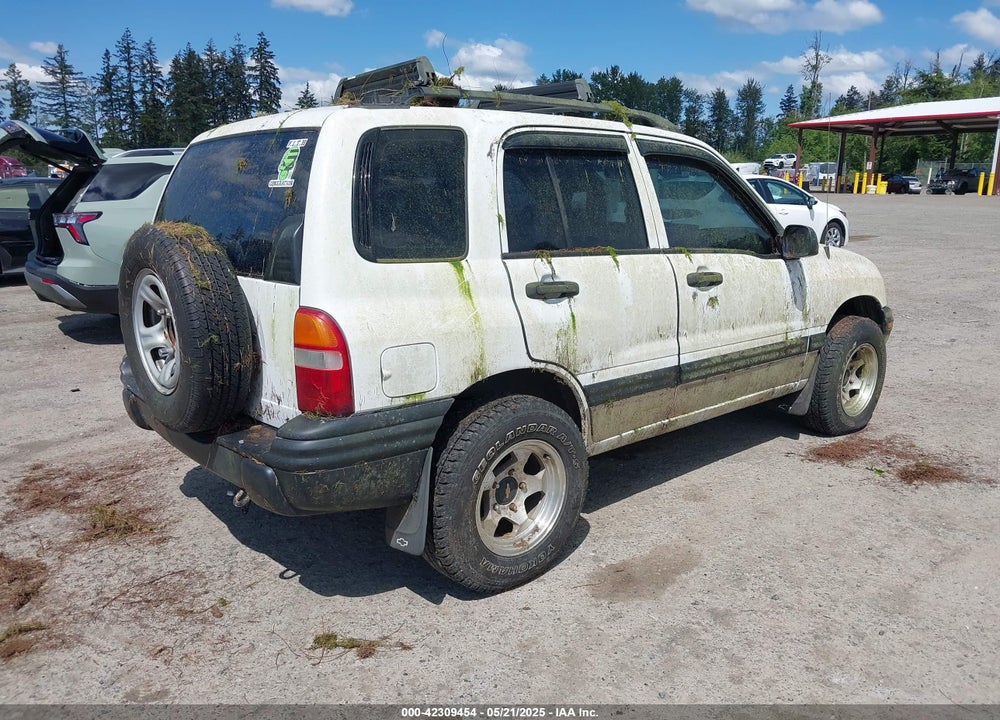2002 CHEVROLET TRACKER HARD TOP BASE VIN: 2CNBJ13C726919100