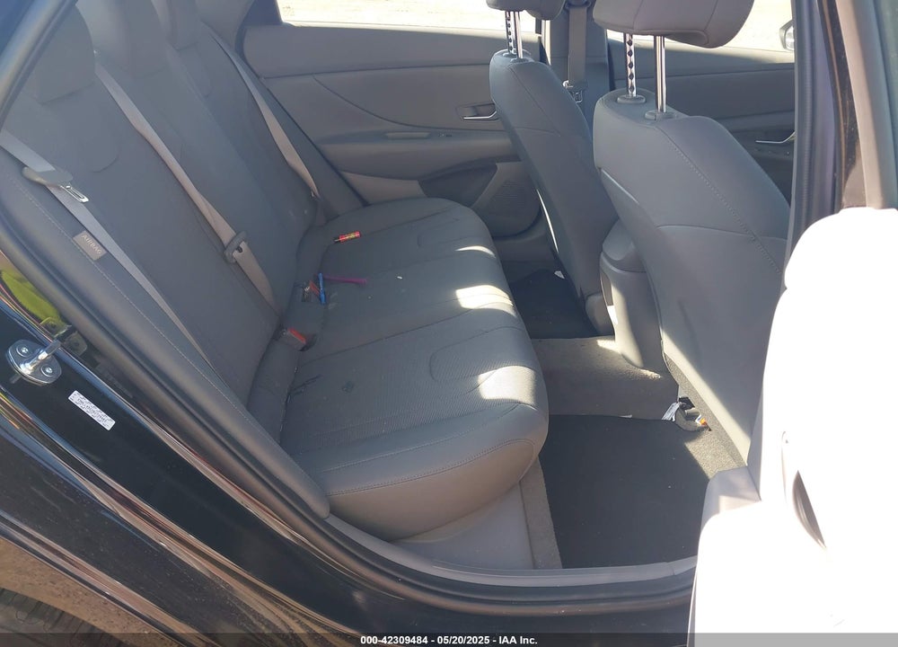 2024 HYUNDAI ELANTRA VIN: KMHLL4DGXRU729403