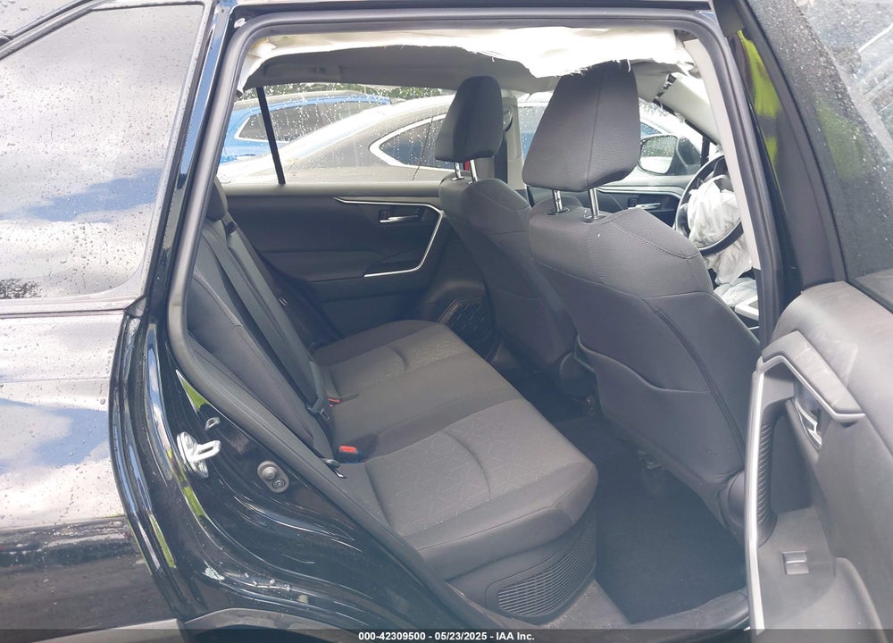 2024 TOYOTA RAV4 HYBRID XLE VIN: 4T3RWRFV0RU136070