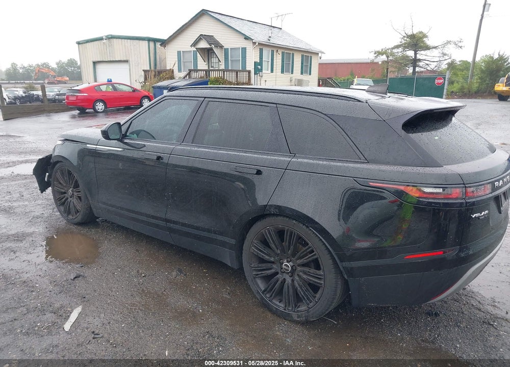 2018 LAND ROVER RANGE ROVER VELAR VIN: SALYB2RVXJA769780