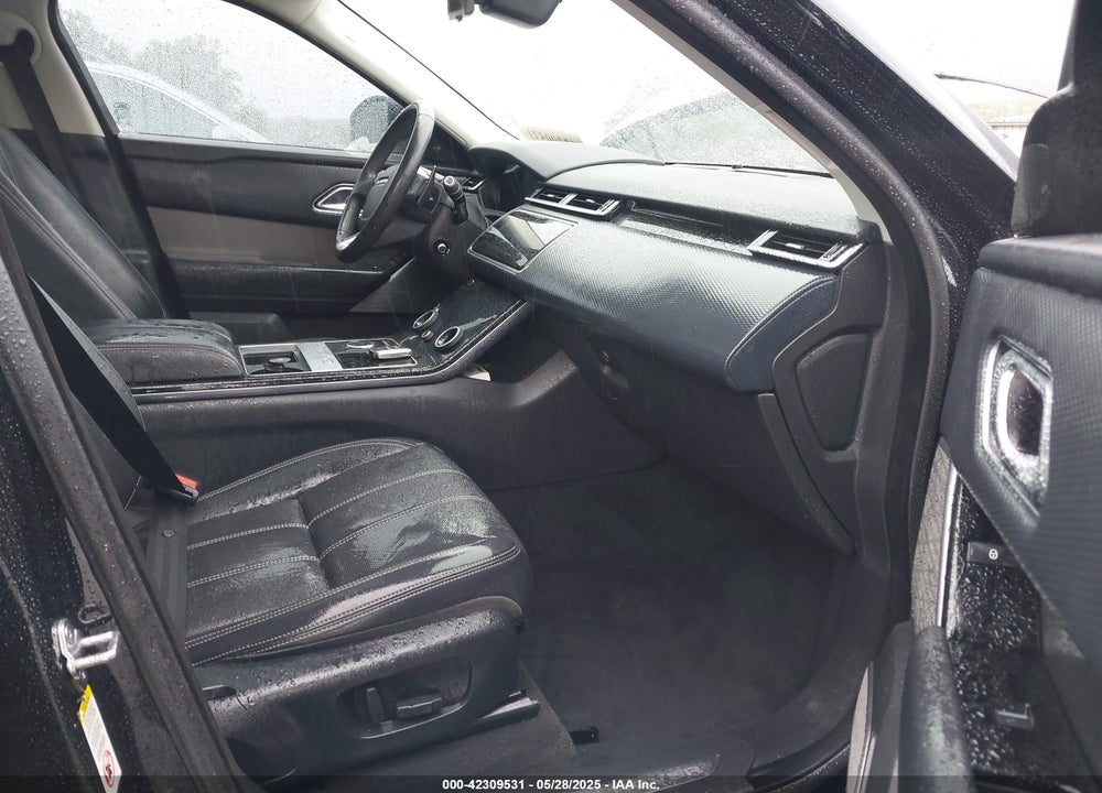 2018 LAND ROVER RANGE ROVER VELAR VIN: SALYB2RVXJA769780