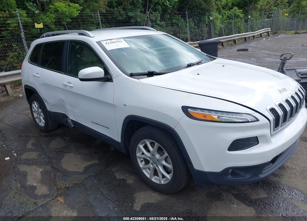 2017 JEEP CHEROKEE LATITUDE FWD VIN: 1C4PJLCB0HW642351