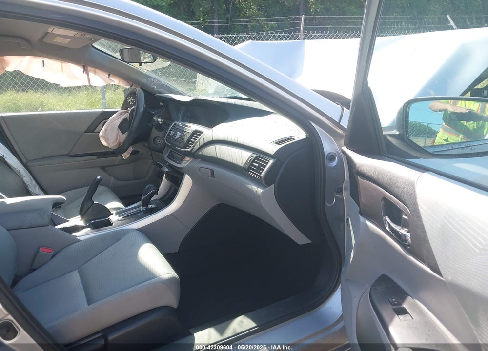 2014 HONDA ACCORD LX VIN: 1HGCR2F34EA041136