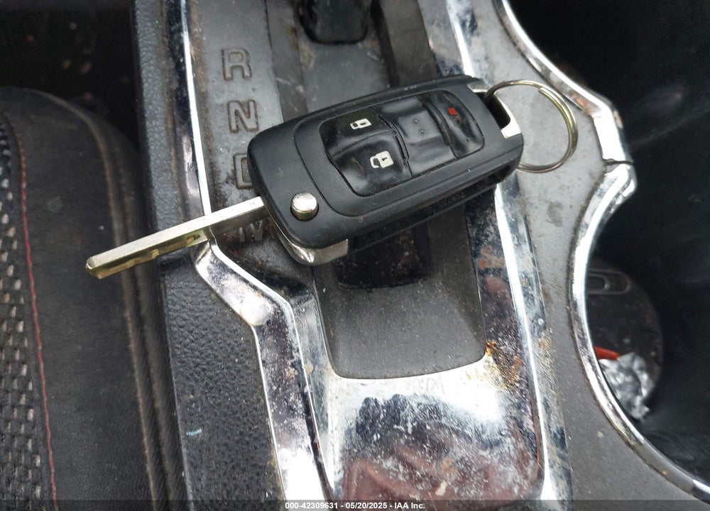 2012 CHEVROLET EQUINOX VIN: 2GNALDEK8C6311076