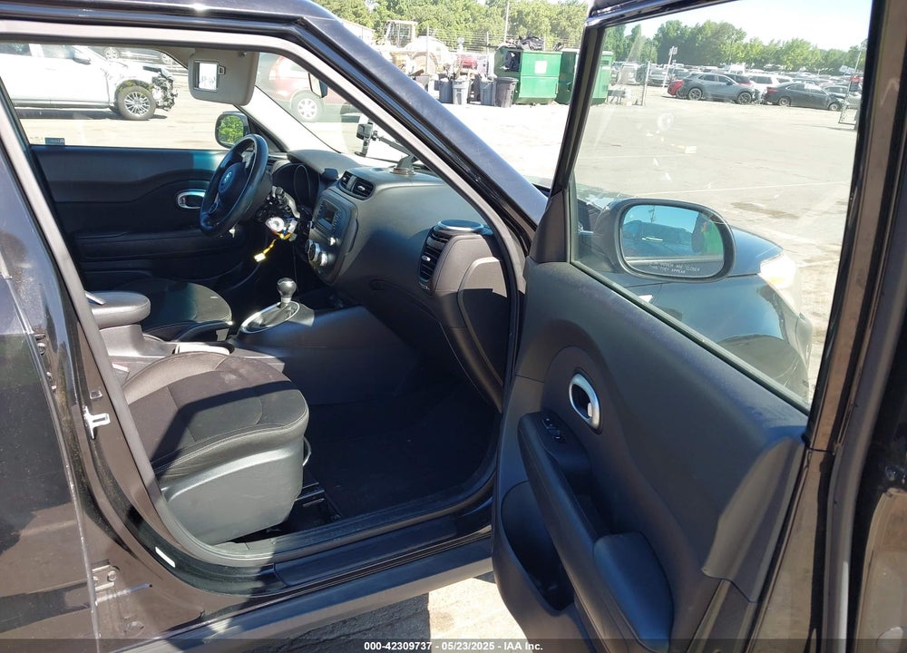 2016 KIA SOUL VIN: KNDJN2A27G7847293