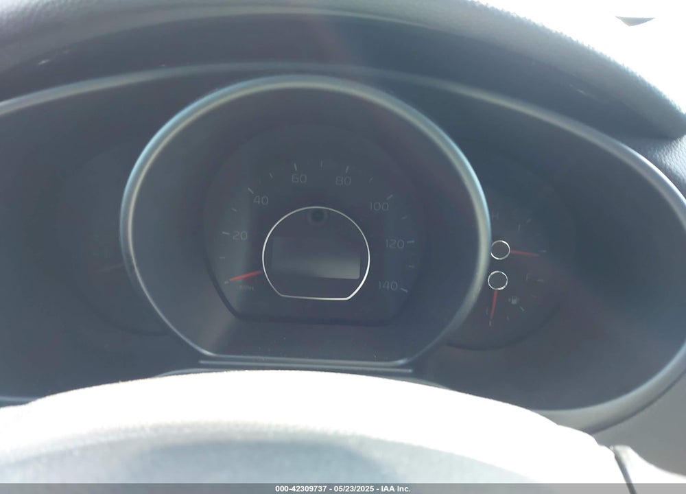 2016 KIA SOUL VIN: KNDJN2A27G7847293