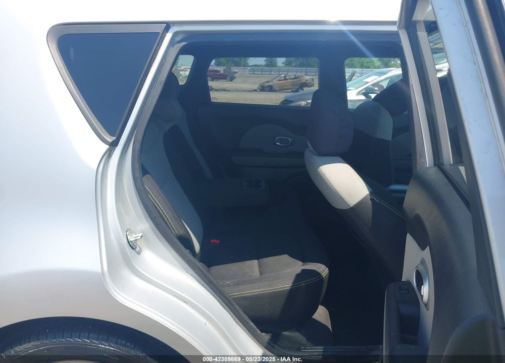 2016 KIA SOUL VIN: KNDJP3A5XG7828764