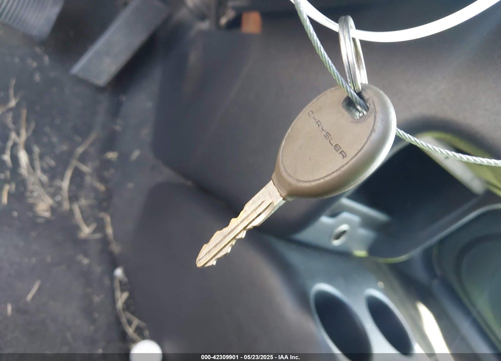 2005 CHRYSLER SEBRING GTC VIN: 1C3EL75R45N579683