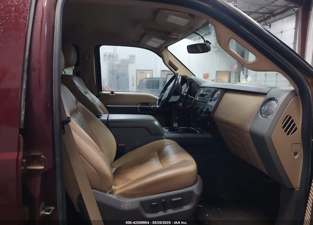 2011 FORD F-250 LARIAT VIN: 1FT7W2BT1BEA99224