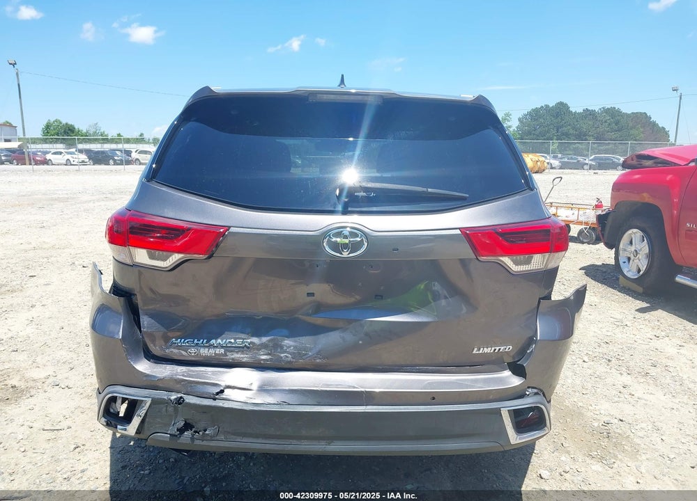 2019 TOYOTA HIGHLANDER LIMITED/PLATINUM VIN: 5TDYZRFH7KS342152