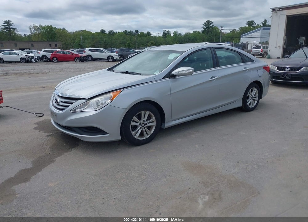 2014 HYUNDAI SONATA VIN: 5NPEB4AC4EH902645