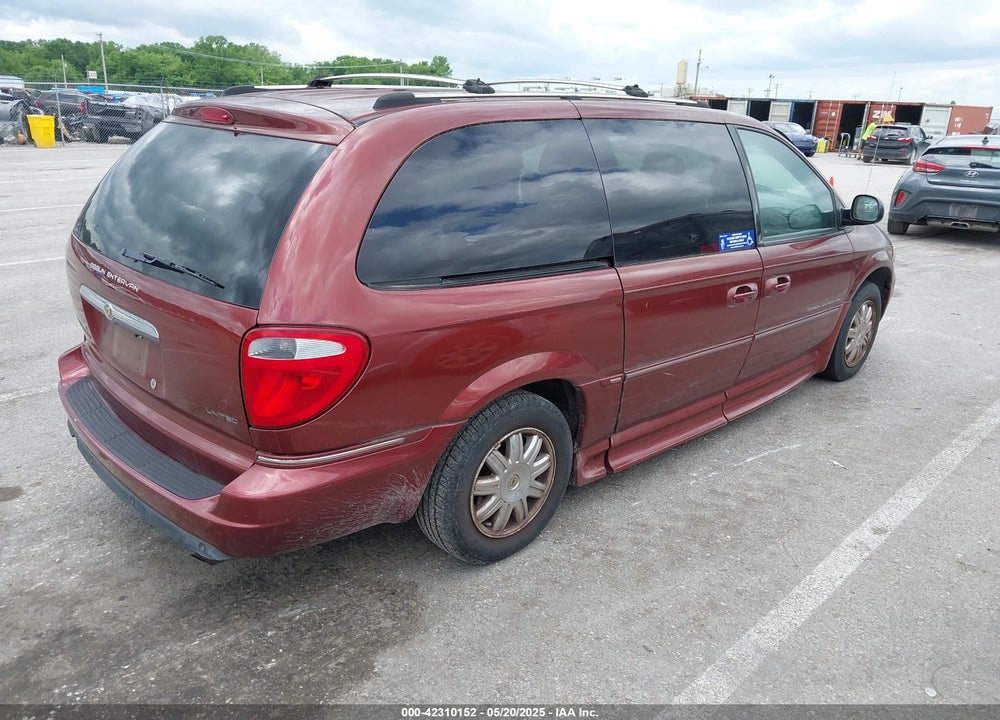 2007 CHRYSLER TOWN & COUNTRY VIN: 2A4GP64LX7R137104