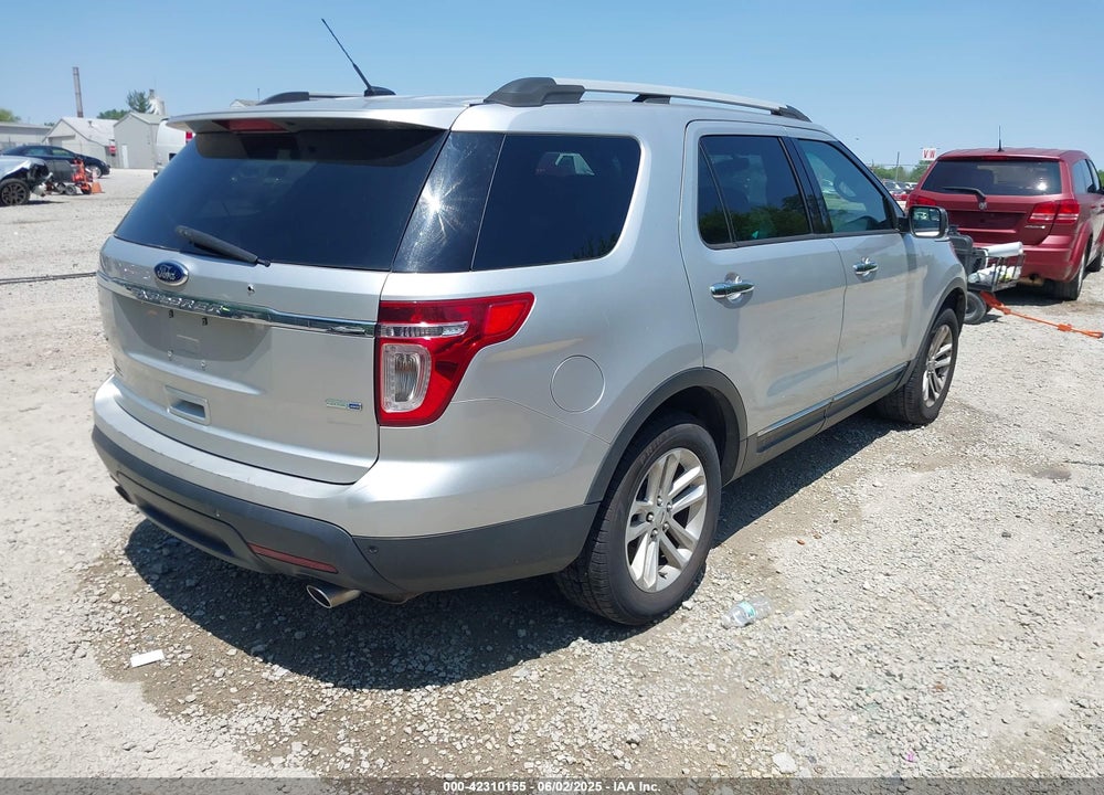 2015 FORD EXPLORER VIN: 1FM5K8D81FGA72822