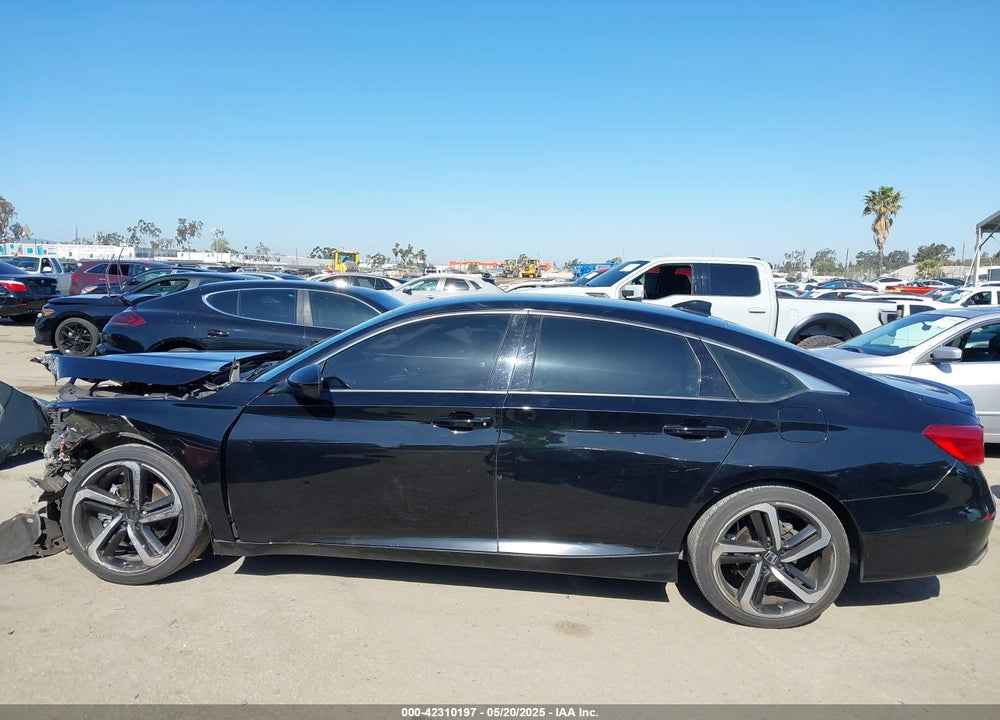 2022 HONDA ACCORD VIN: 1HGCV1F35NA122622