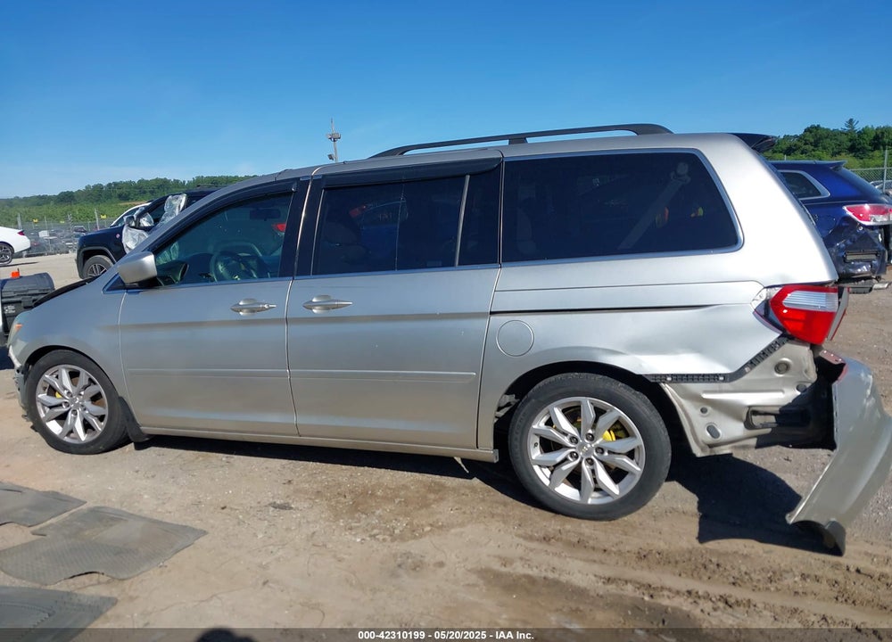 2005 HONDA ODYSSEY EX VIN: 5FNRL38465B411189
