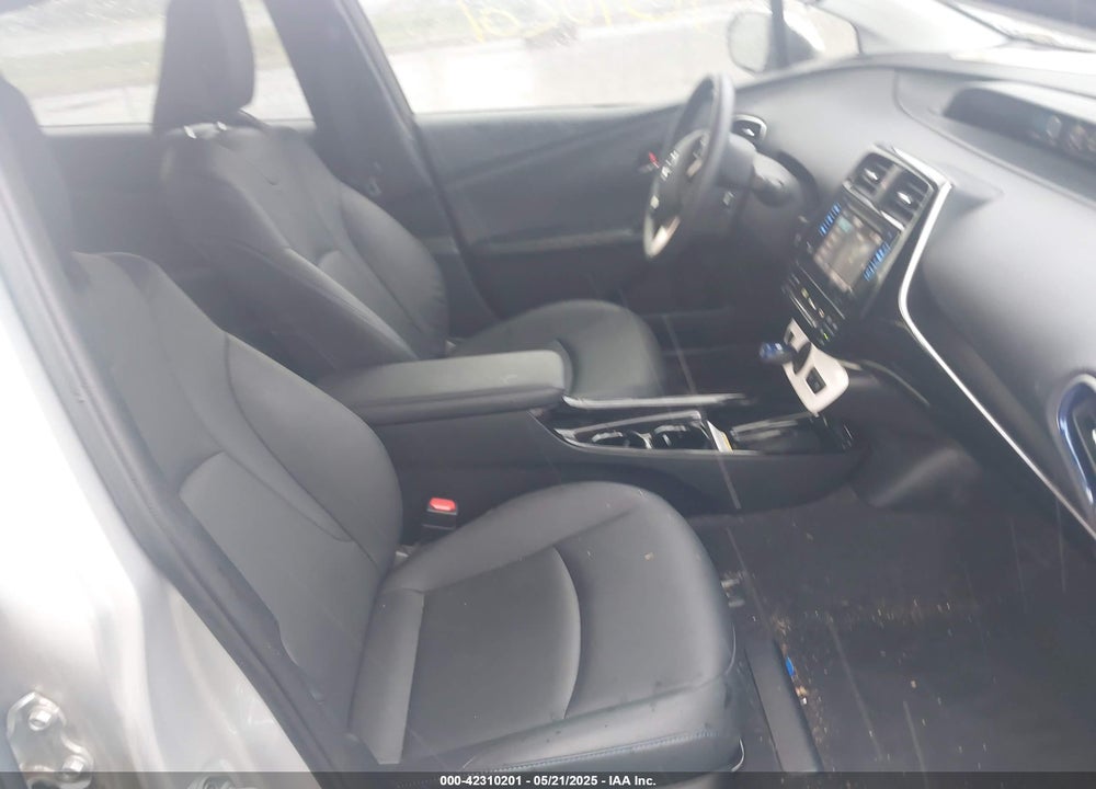 2017 TOYOTA PRIUS THREE TOURING VIN: JTDKARFU4H3043433