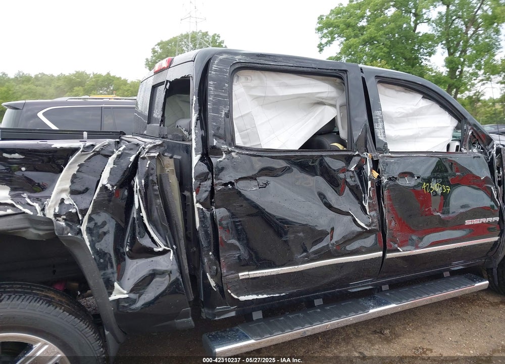 2018 GMC SIERRA 1500 SLT VIN: 3GTU2NEC5JG136973