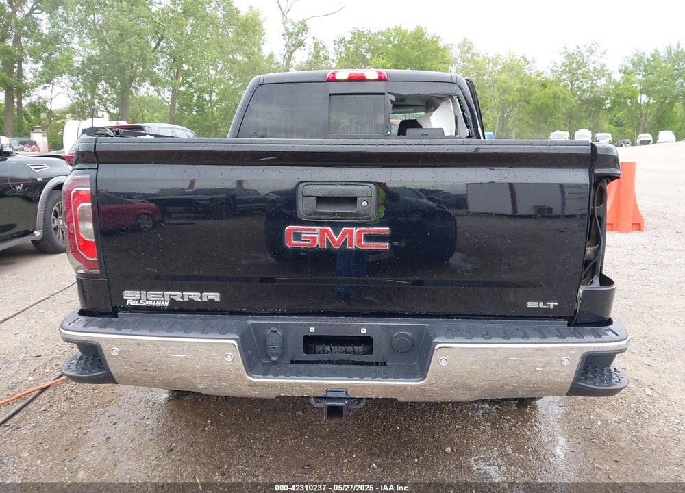 2018 GMC SIERRA 1500 SLT VIN: 3GTU2NEC5JG136973