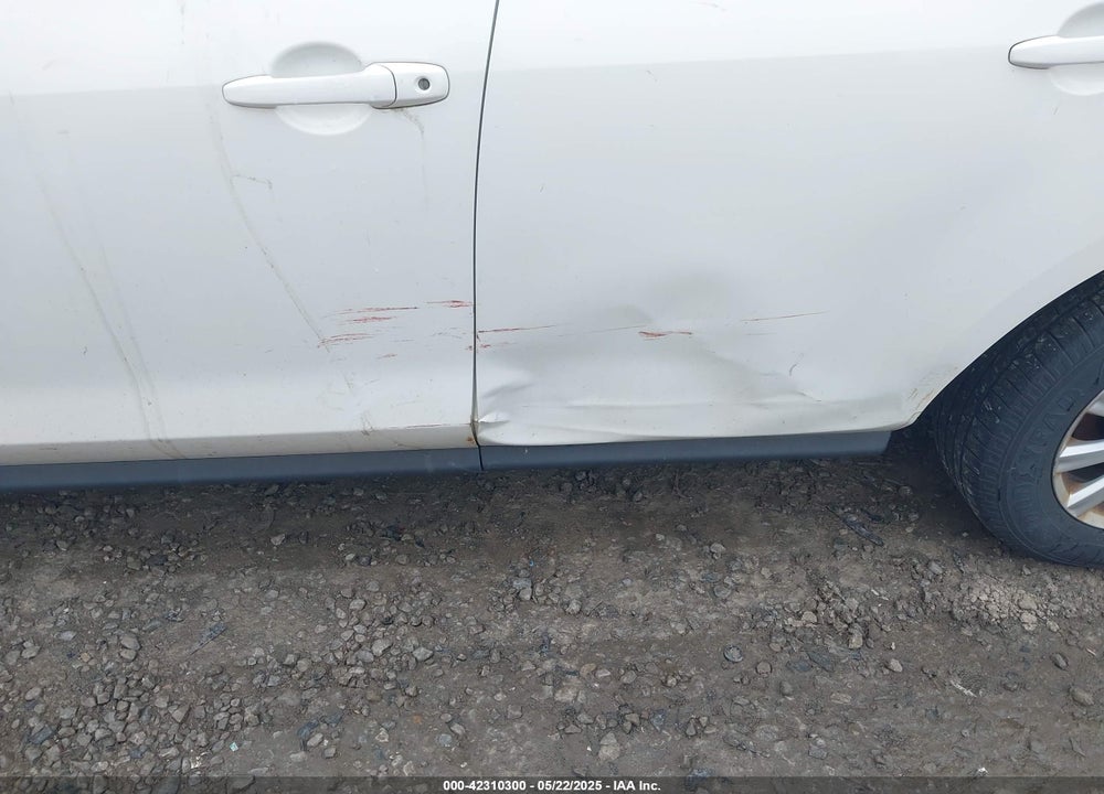 2012 MAZDA CX-7 I SPORT VIN: JM3ER2B53C0415535