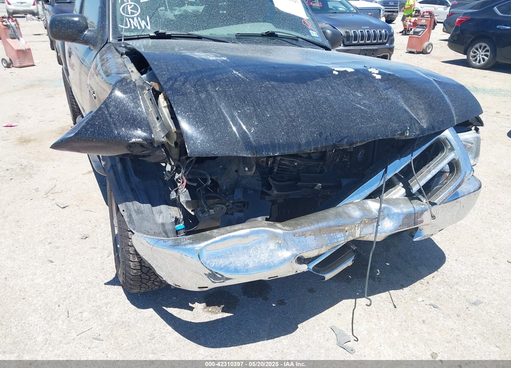 2000 FORD RANGER VIN: 1FTYR14V9YPA18214