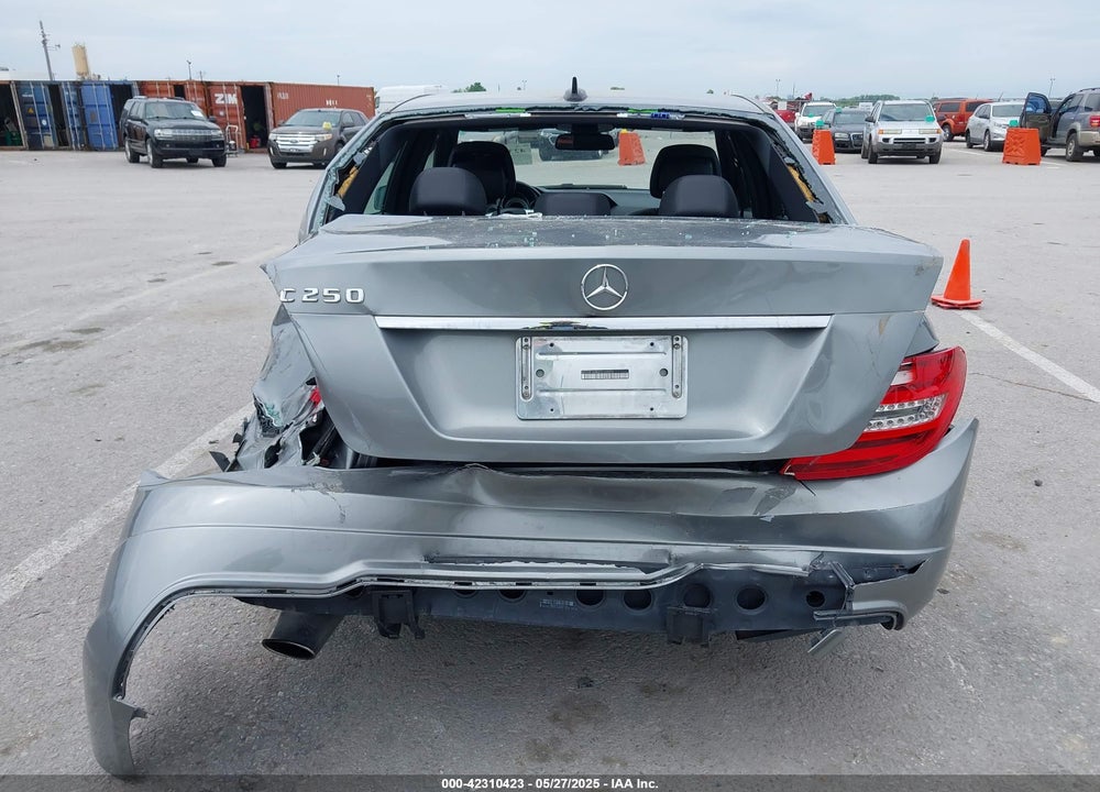 2014 MERCEDES-BENZ C 250 VIN: WDDGF4HB6EG160494