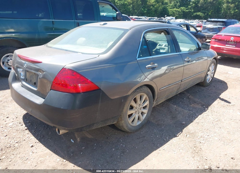 2007 HONDA ACCORD VIN: 1HGCM66577A041304