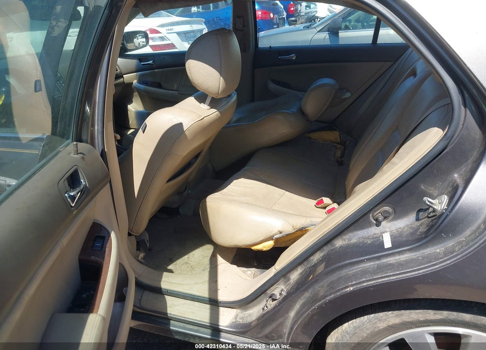 2007 HONDA ACCORD VIN: 1HGCM66577A041304