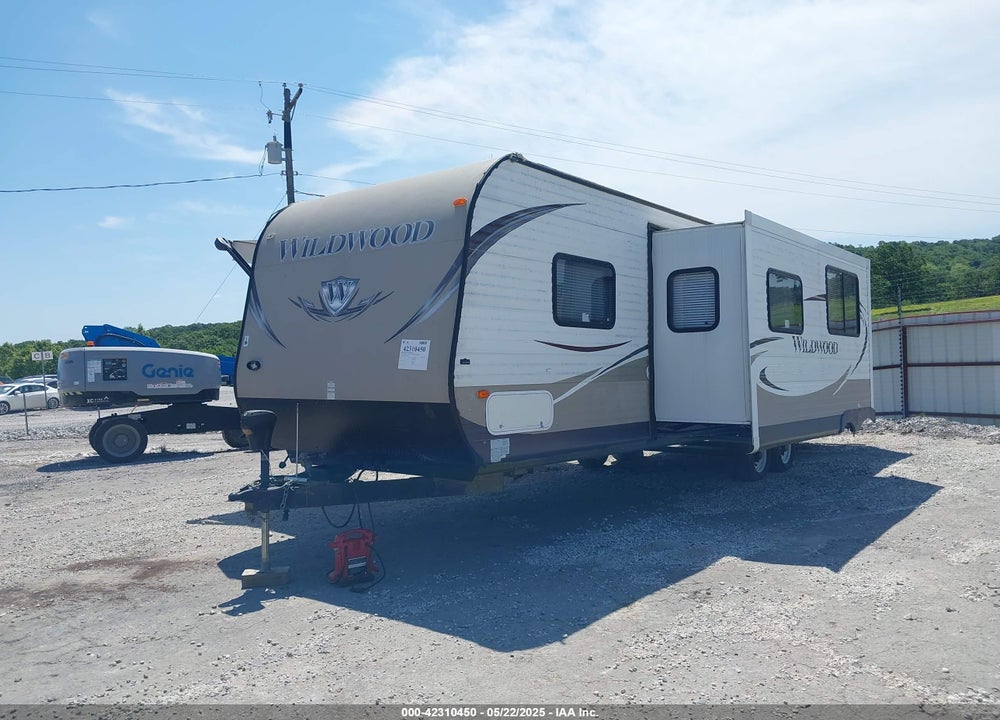 2013 FOREST RIVER WILDWOOD 29BHBS VIN: 4X4TWDE29DA249629