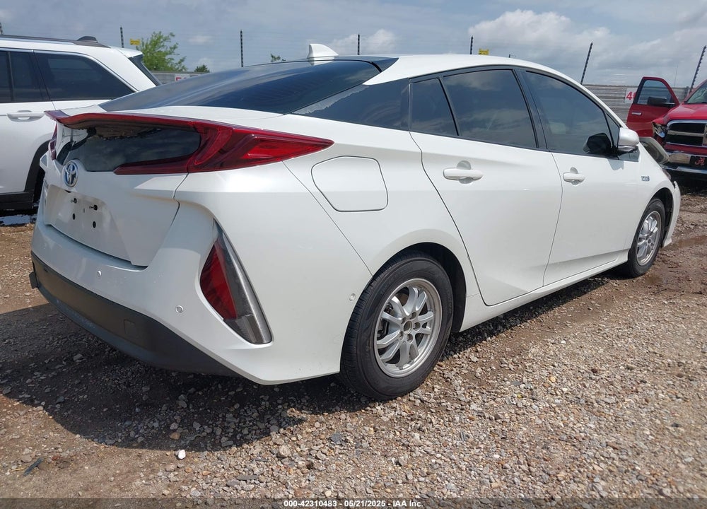 2017 TOYOTA PRIUS PRIME VIN: JTDKARFP8H3041212