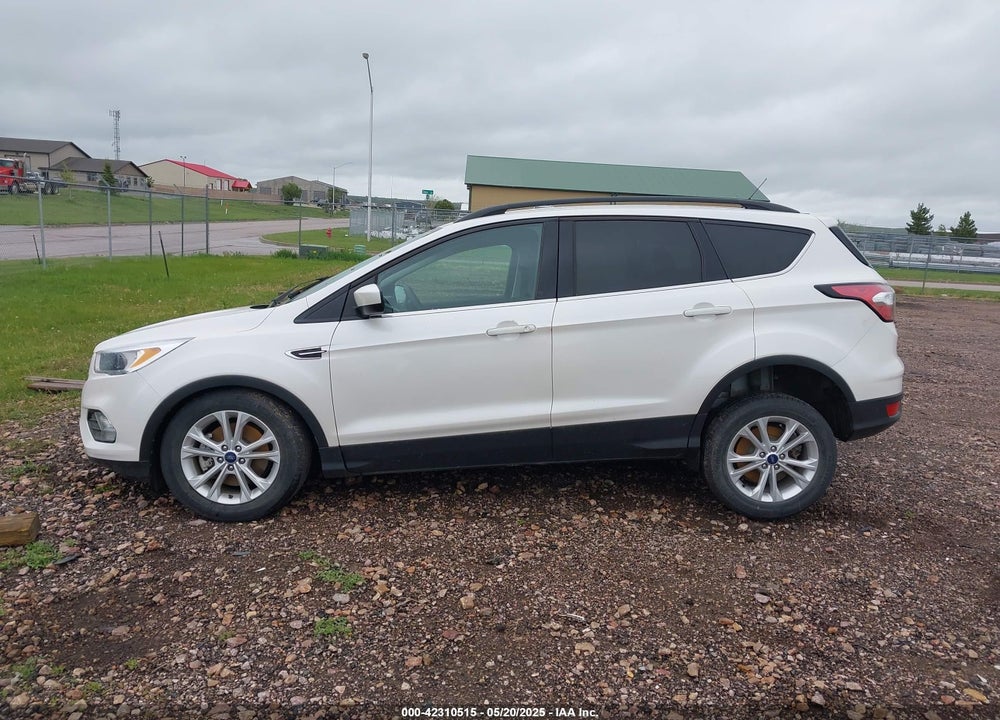 2018 FORD ESCAPE SE VIN: 1FMCU9GD1JUC16007