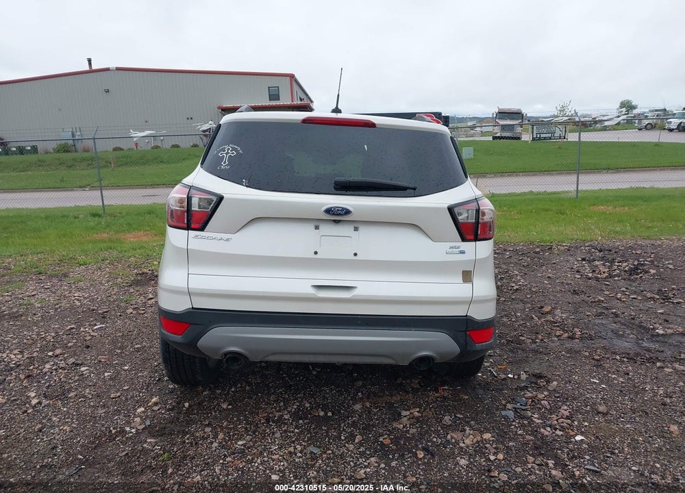 2018 FORD ESCAPE SE VIN: 1FMCU9GD1JUC16007