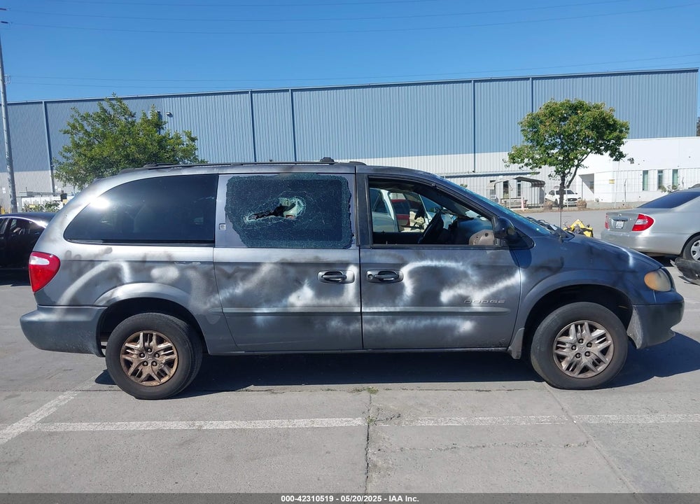 2001 DODGE GRAND CARAVAN SPORT VIN: 2B4GP44G71R152905