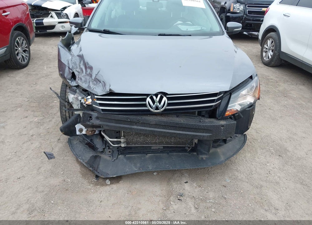 2014 VOLKSWAGEN PASSAT VIN: 1VWAT7A37EC102282