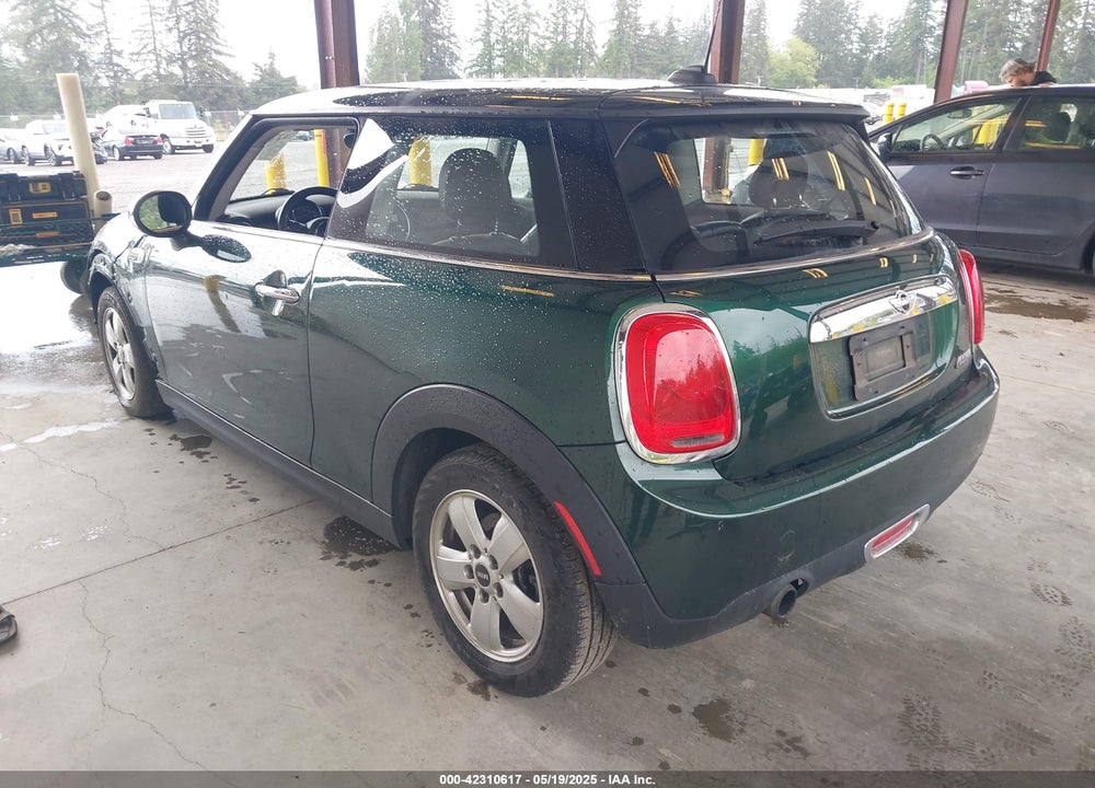 2016 MINI HARDTOP VIN: WMWXP5C52G3B15559